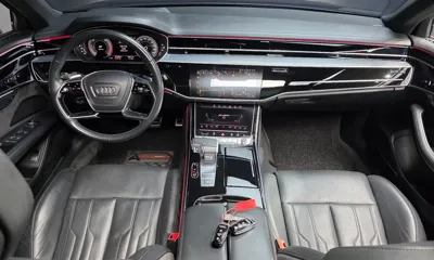 Audi A8 2021, 101482 км, за 41954.42 USD - фото 7