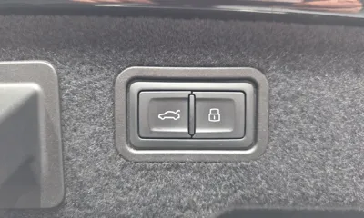 Audi A8 2021, 101482 км, за 41954.42 USD - фото 37