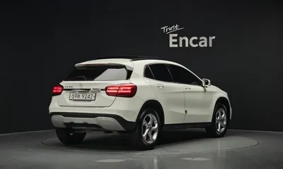 Mercedes-Benz GLA-Class 2018, 94318 км, за 9035.95 USD
