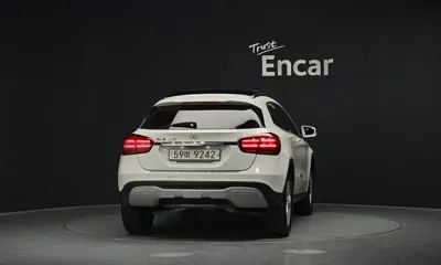 Mercedes-Benz GLA-Class 2018, 94318 км, за 9035.95 USD