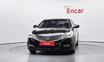 Hyundai Grandeur 2014, 219244 км, за 3190.73 USD
