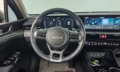 Kia K5 2024, 28987 км, за 18051.73 USD - фото 13