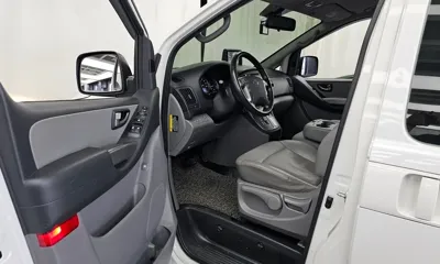 Hyundai Starex 2021, 88621 км, за 12945.63 USD - фото 10