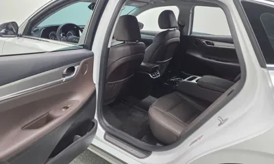 Hyundai Grandeur 2023, 29788 км, за 15287.55 USD - фото 12