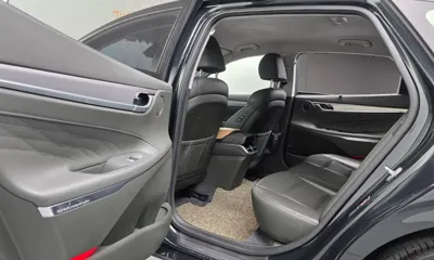 Hyundai Grandeur 2020, 224950 км, за 12046.62 USD - фото 17