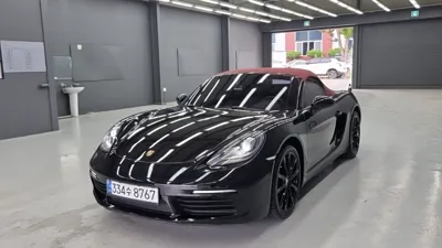 Porsche 718 · 2017 год
