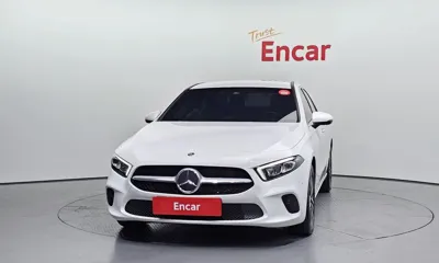 Mercedes-Benz A-Class 2022, 24483 км, за 16345.02 USD