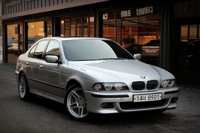 BMW 5-Series 2000, 237000 км, за 9584.88 USD