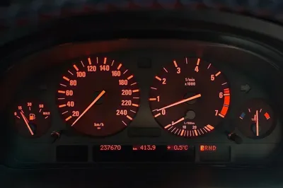 BMW 5-Series 2000, 237000 км, за 9584.88 USD - фото 17