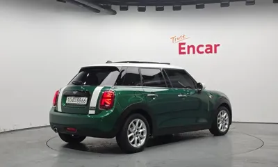 MINI Cooper 2020, 86568 км, за 9584.88 USD
