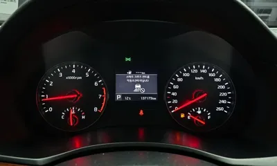 Kia K7 2017, 137173 км, за 4757.18 USD - фото 8
