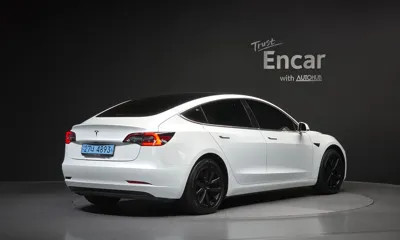 Tesla Model 3 2020, 182699 км, за 13266.05 USD