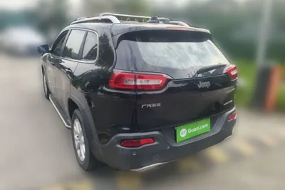 Jeep Cherokee 2017, 119700 км, за 5484 USD - фото 22