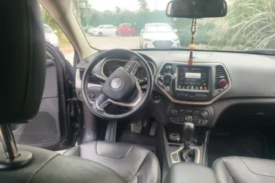 Jeep Cherokee 2017, 119700 км, за 5484 USD - фото 28