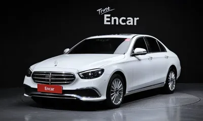 Mercedes-Benz E-Class · 2023 год
