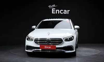 Mercedes-Benz E-Class 2023, 24803 км, за 29492.89 USD