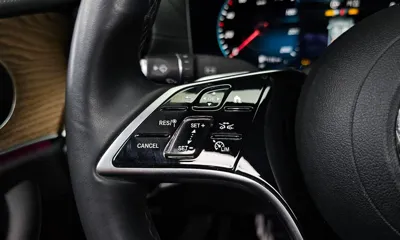 Mercedes-Benz E-Class 2023, 24803 км, за 29492.89 USD - фото 16