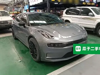 Zeekr 001 2023, 49300 км, за 21688.81 USD
