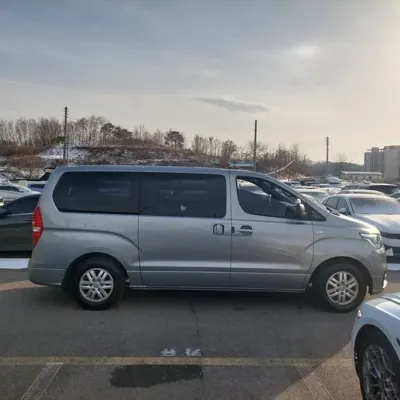 Hyundai Starex 2019, 131279 км, за 8119.35 USD