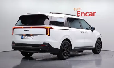 Kia Canival 2026, 12117 км, за 30407.21 USD