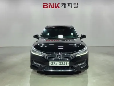 Honda Accord 2017, 159759 км, за 6236.05 USD