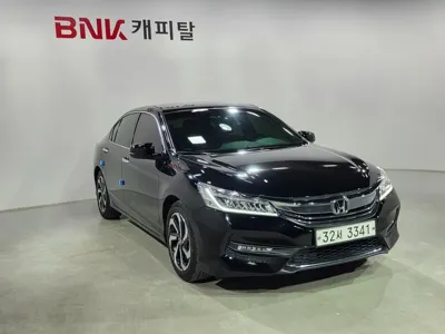 Honda Accord 2017, 159759 км, за 6236.05 USD
