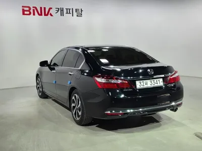 Honda Accord 2017, 159759 км, за 6236.05 USD
