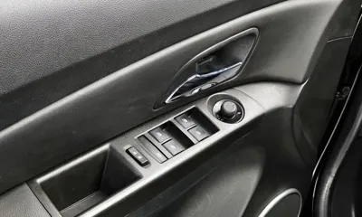 ChevroletGMDaewoo Cruze 2015, 101021 км, за 2470.26 USD - фото 18