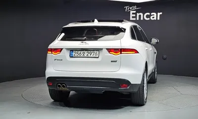 Jaguar F-Pace 2019, 121522 км, за 9360.98 USD