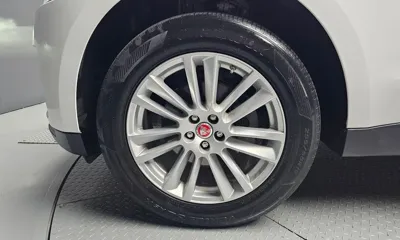 Jaguar F-Pace 2019, 121522 км, за 9360.98 USD
