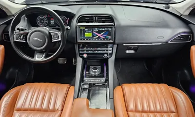 Jaguar F-Pace 2019, 121522 км, за 9360.98 USD - фото 7