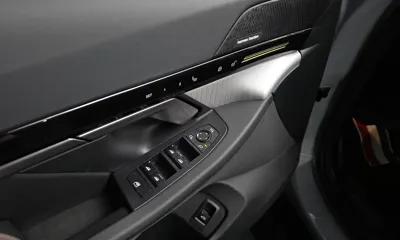 BMW 5-Series 2024, 20124 км, за 41563.54 USD - фото 24