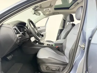 Volkswagen Lavida 2024, 18500 км, за 14243.4 USD - фото 7