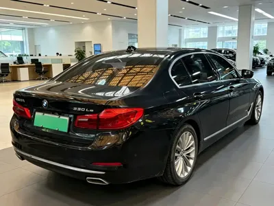 BMW 5 Series New Energy 2020, 180000 км, за 16744.82 USD