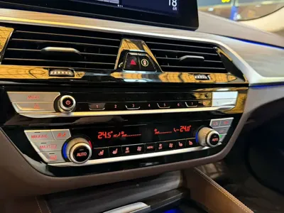 BMW 5 Series New Energy 2020, 180000 км, за 16744.82 USD - фото 8