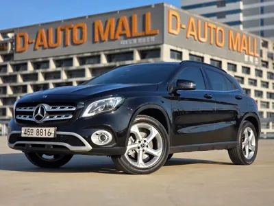 Mercedes-Benz GLA-Class · 2019 год