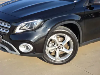 Mercedes-Benz GLA-Class 2019, 76000 км, за 11750.03 USD