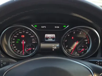 Mercedes-Benz GLA-Class 2019, 76000 км, за 11750.03 USD - фото 8
