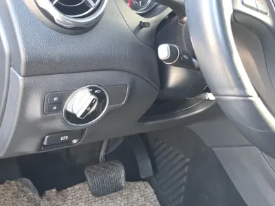 Mercedes-Benz GLA-Class 2019, 76000 км, за 11750.03 USD - фото 16