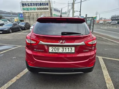 Hyundai Tucson 2015, 109940 км, за 6170.41 USD