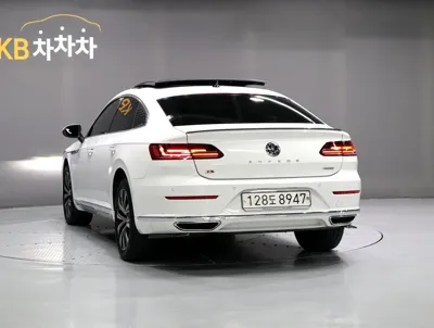 Volkswagen Arteon 2019, 21601 км, за 15207.42 USD - фото 4