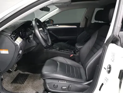 Volkswagen Arteon 2019, 21601 км, за 15207.42 USD - фото 9