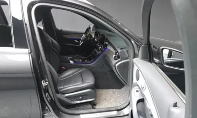 Mercedes-Benz GLC-Class 2022, 58929 км, за 29402.04 USD - фото 11