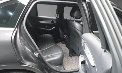 Mercedes-Benz GLC-Class 2022, 58929 км, за 29402.04 USD - фото 12