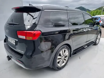 Kia Canival 2017, 161675 км, за 7361.57 USD