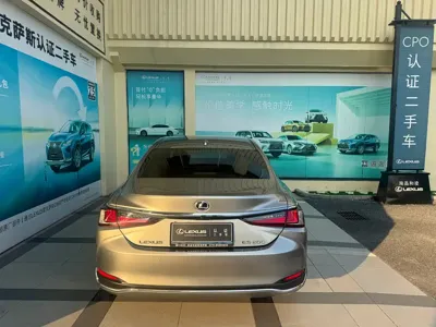 Lexus ES 2024, 23000 км, за 26779.94 USD