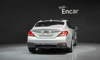 Genesis G70 2019, 62345 км, за 15688.59 USD