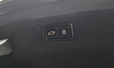 Hyundai Grandeur 2021, 56549 км, за 18019.79 USD - фото 27
