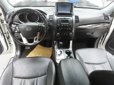 Kia Sorento 2011, 137568 км, за 3583.06 USD - фото 10