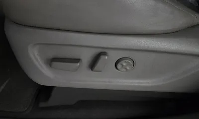 Kia Canival 2018, 100196 км, за 9321.26 USD - фото 31